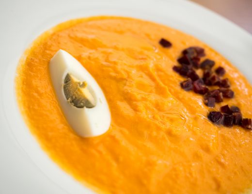 Receta del Salmorejo Cordobés en la taberna la Alquería Córdoba